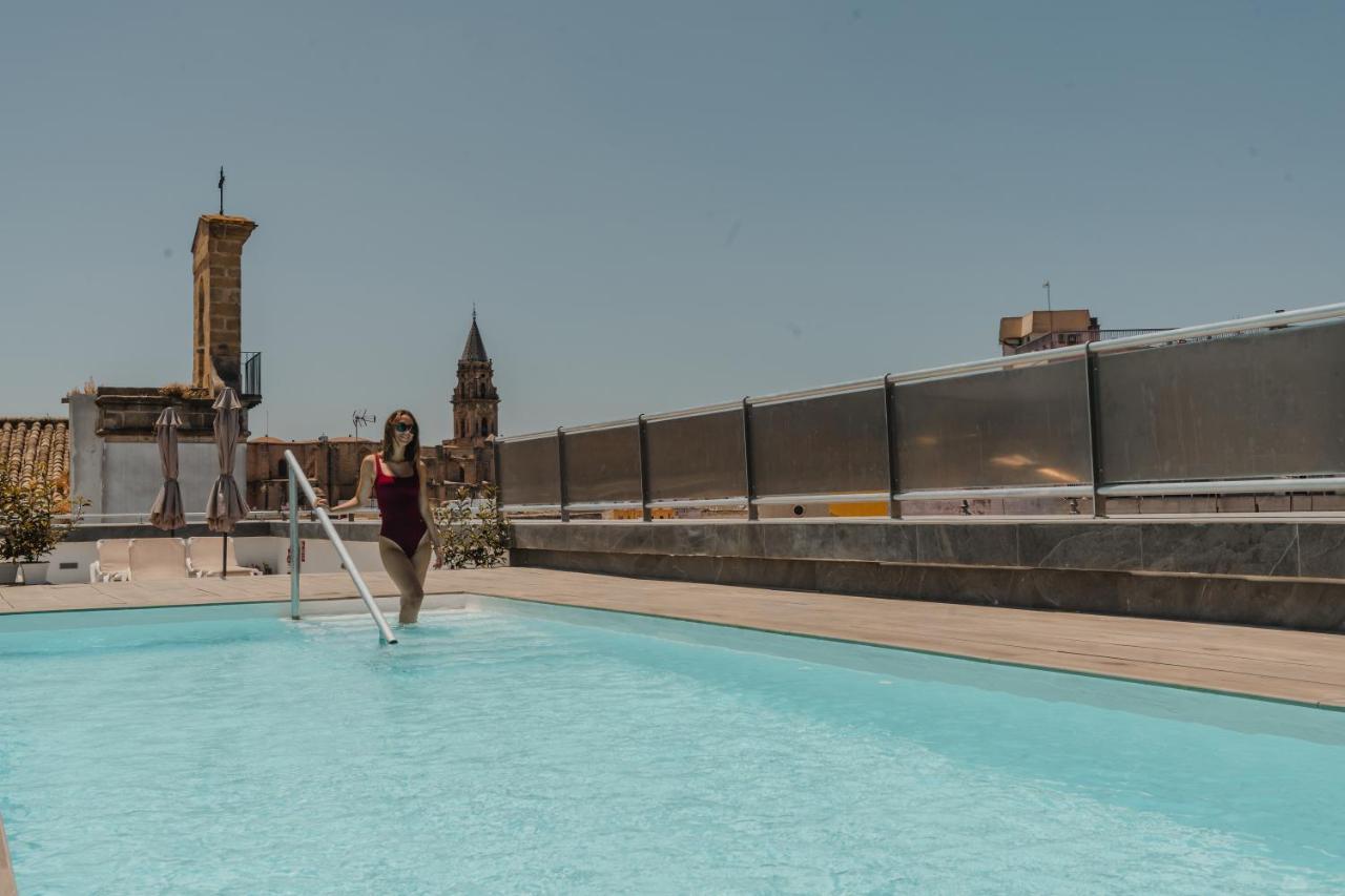 Eszentrico Suites Jerez Jerez de la Frontera Exterior foto