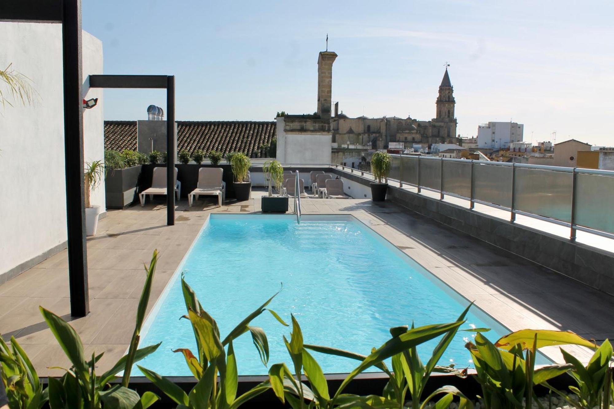 Eszentrico Suites Jerez Jerez de la Frontera Exterior foto